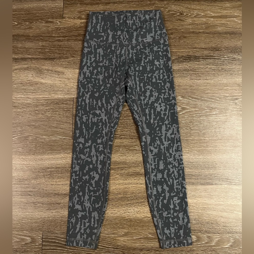 SOLD Lululemon Wunder Train High-Rise Tight 25" Heathered Black Grey - Picture 4 of 6